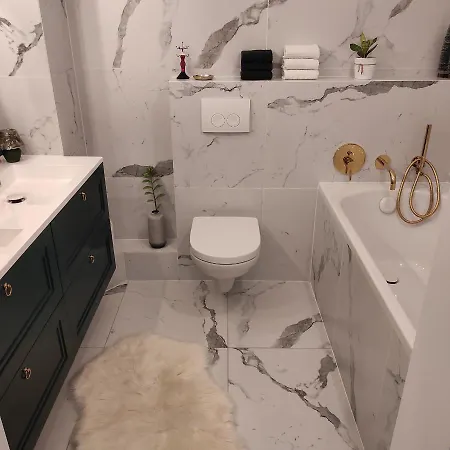 Ramulta 53 Balcony Netflix Ps4 * غدينيا